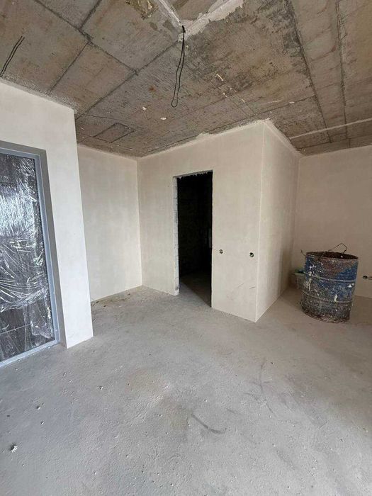 Продам однокімнатну квартиру. Дружба. Новобудова
