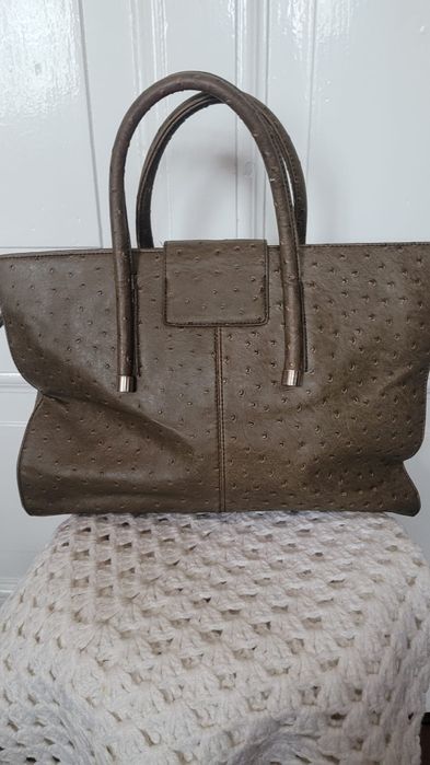 Torebka w kolorze oliwkowym