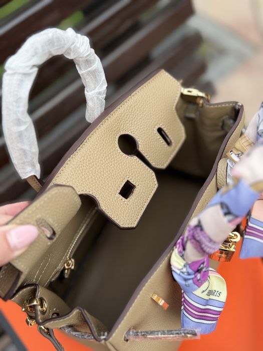 Шкіряна сумка в стилі Hermes Birkin 25 см.