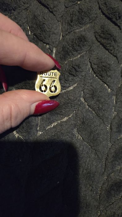 Przypinka Route 66.