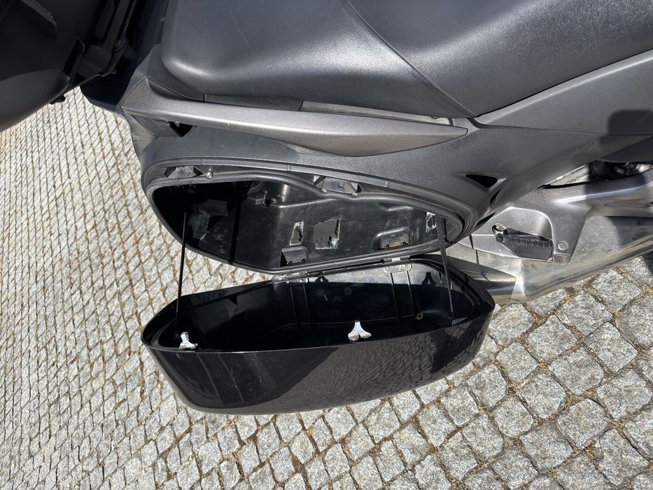 Honda Deuville NT 700 de 2010  Impecavel (2900€ ate ao final do mês)