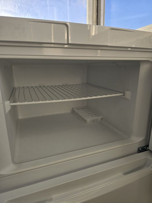 Frigorífico Indesist