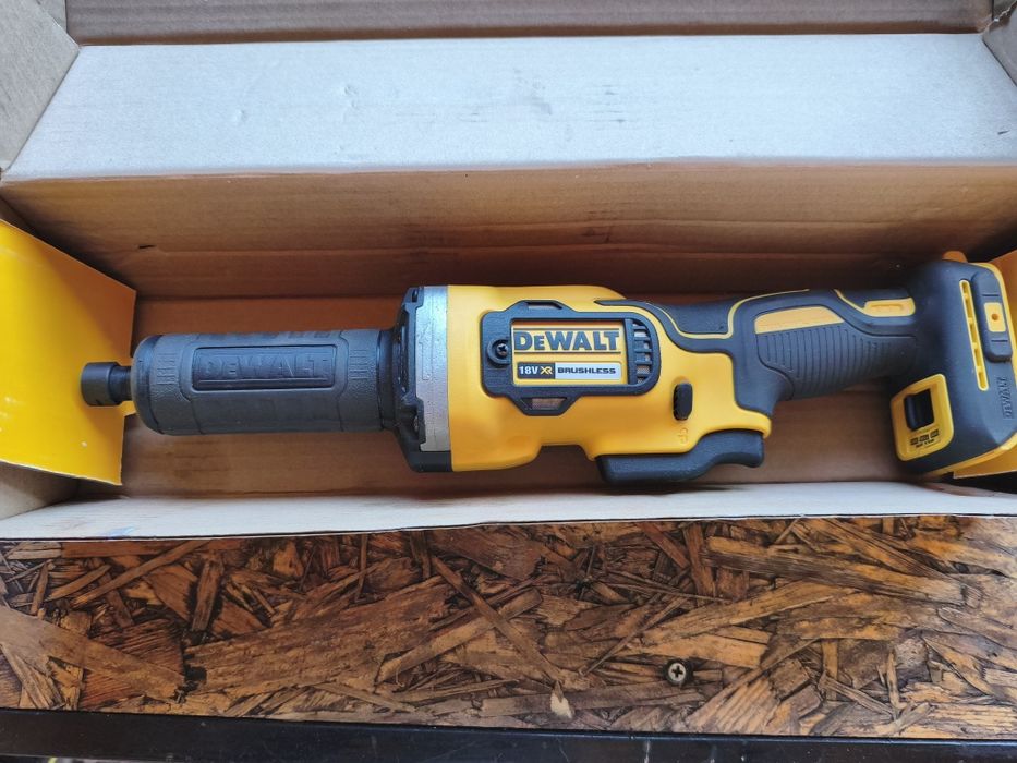 Szlifierka DeWalt prosta dcg426