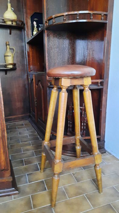 Móvel bar madeira de canto