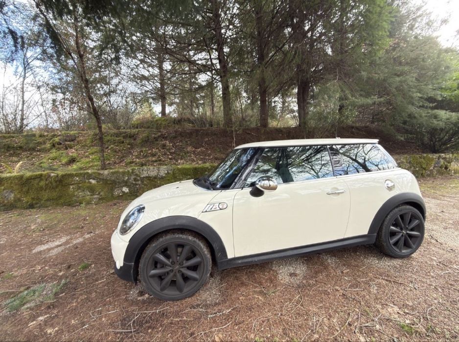 Mini cooper s 2011.