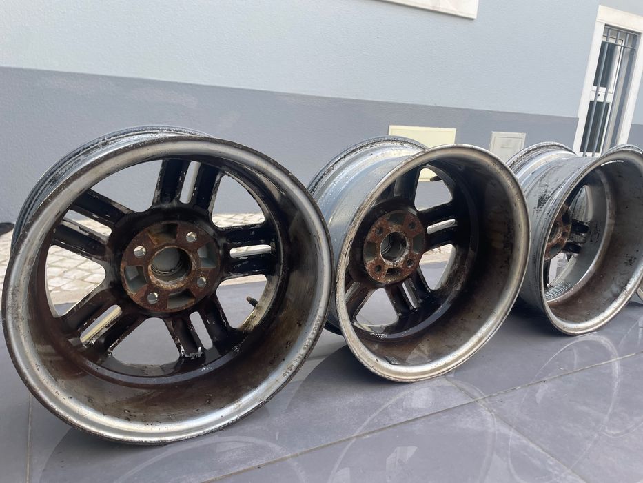 Jantes furacão 4-100, 15, Marca: Momo, Mitsubishi