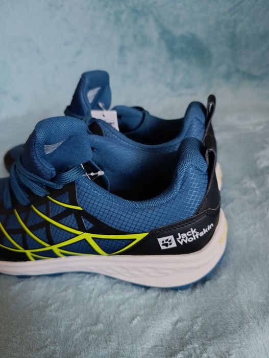 Продам Кроссовки Jack Wolfskin, 44 размер, новые.
