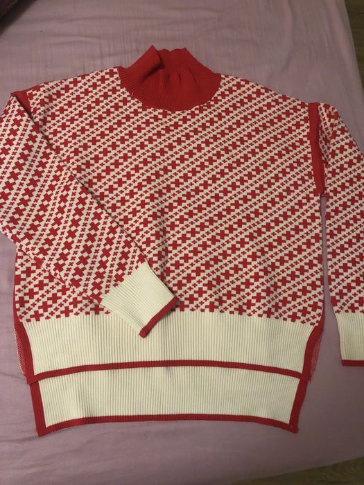 Свитер, джемпер женский новый М