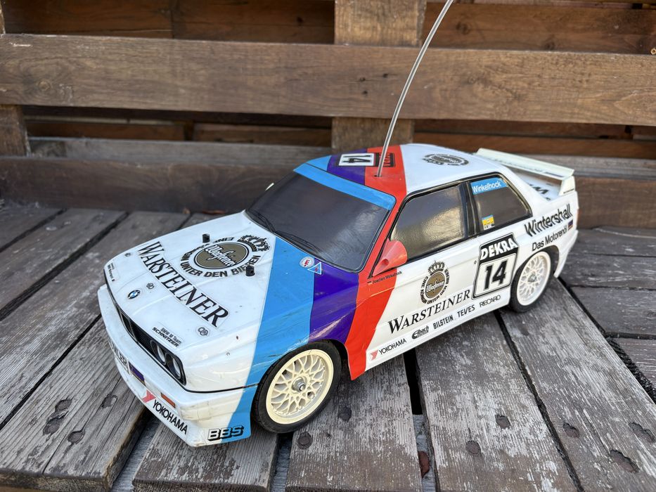 Tamiya BMW M3 E30 Warsteiner #14 TT-01 RTR com Eletrónica - DTM - Funcional - Palmela