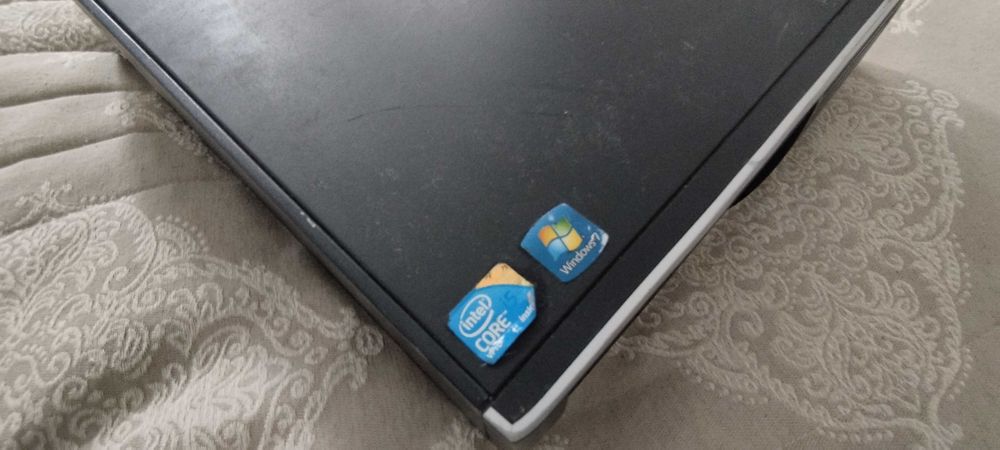 Computador - Torre + Ecã