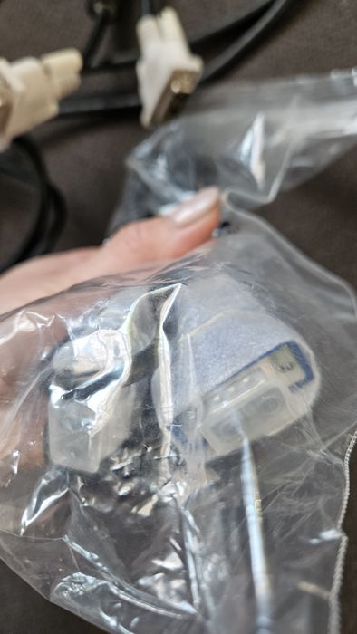 Kable VGA i DVI różne długości