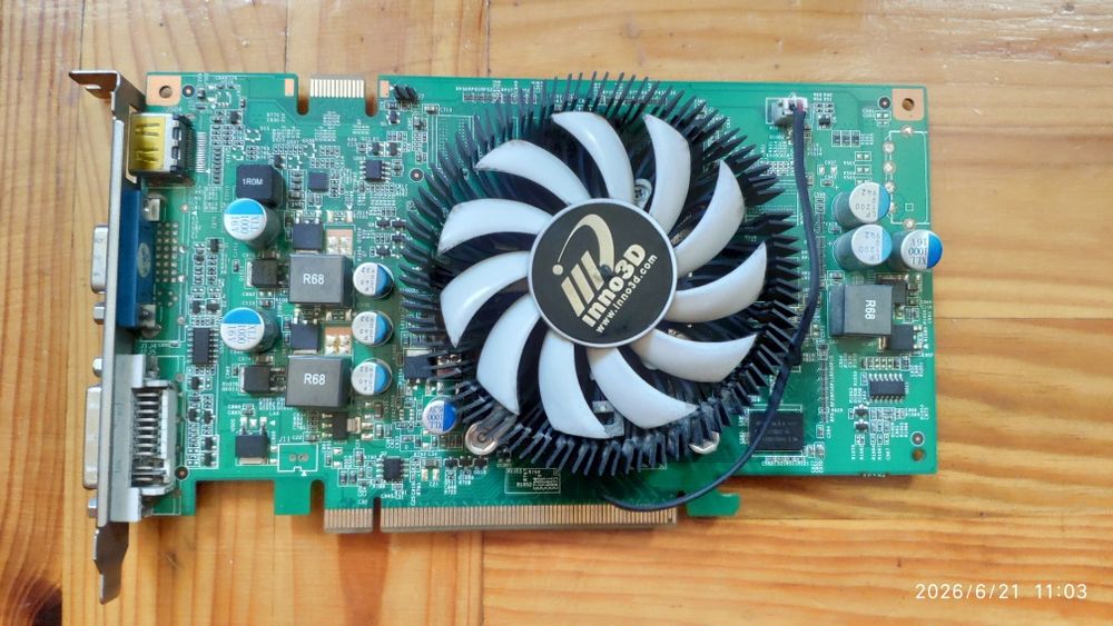 Відеокарта Inno3D GeForce 9600 GT 1GB GDDR2 (DVI/VGA/HDMI) / З коробкою