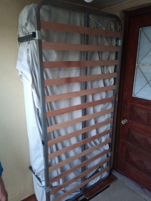 Estrado cama solteiro