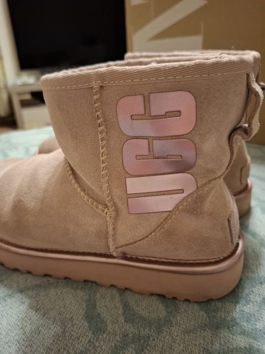 UGG 39 pudrowy róż