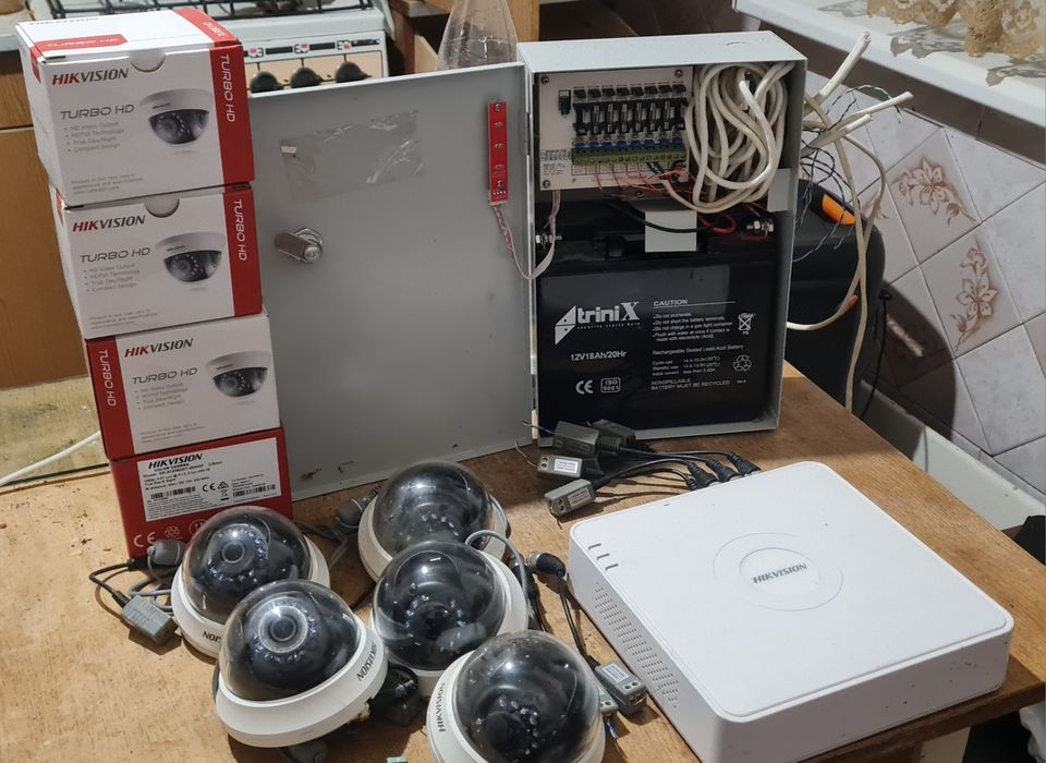 Комплект відеонагляду hikvision ds-7108hqhi-f1/n з mt-vision