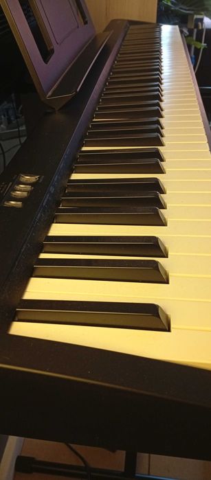 Piano digital Roland FP-10
