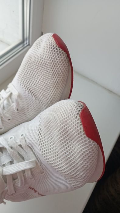 Продам кросівки чоловічі