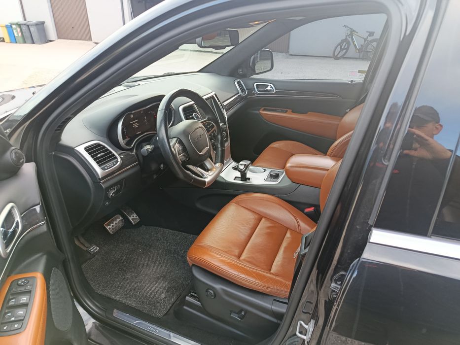 Jeep Grand Cherokee SRT
