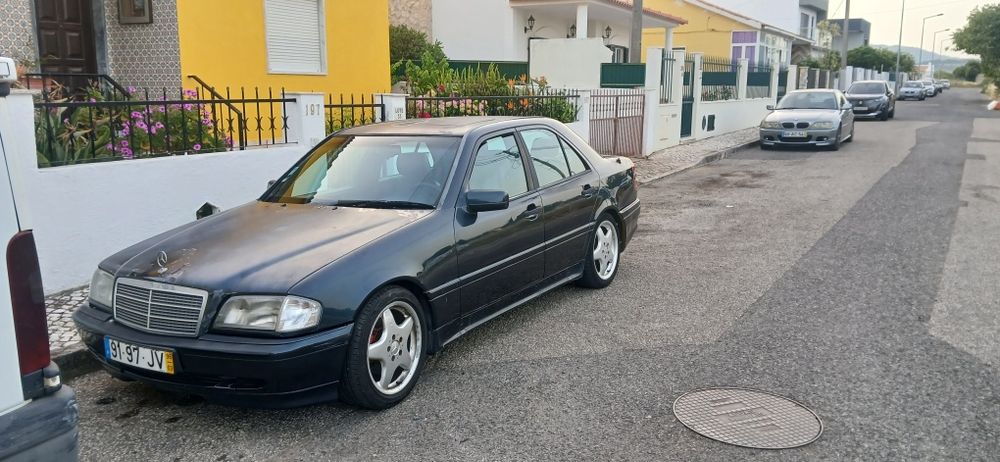 Vendo Mercedes-benz C250 Turbo Diesel  versao Amg .