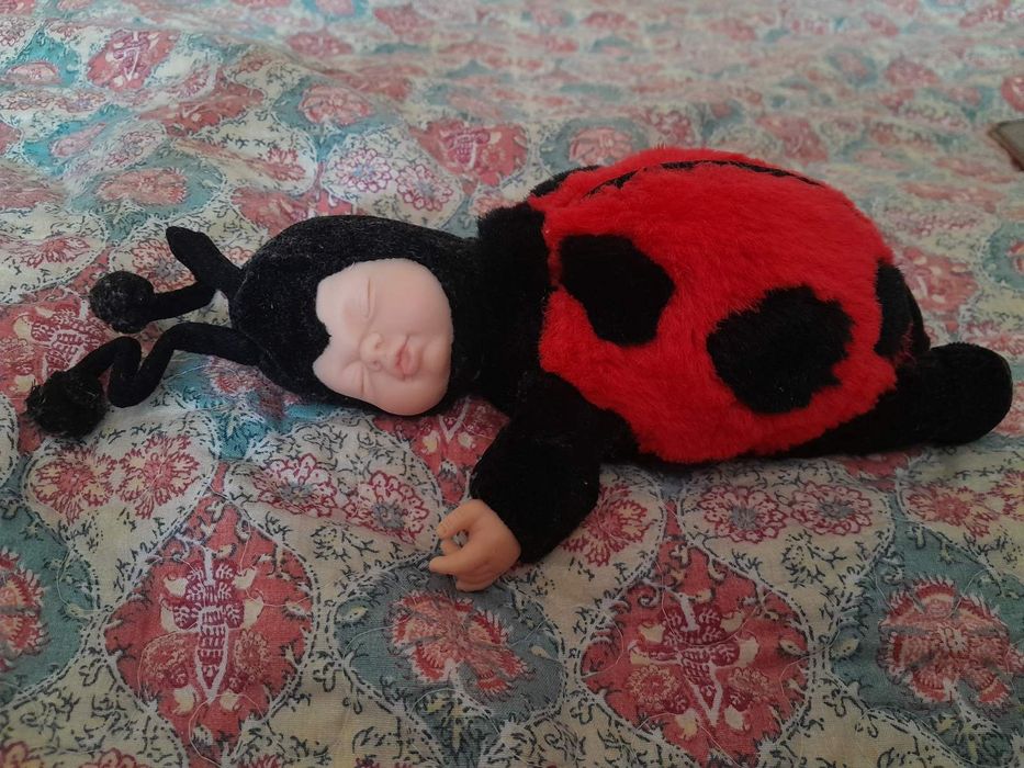 Лялечки Anna Gedes та інші