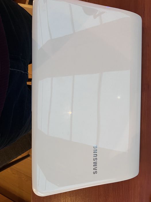 Продам ноутбук samsung intel core 3, 500 ssd