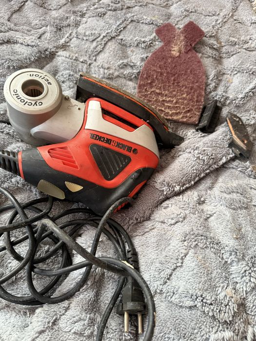 Szlifierka uniwersalna Black&Decker
