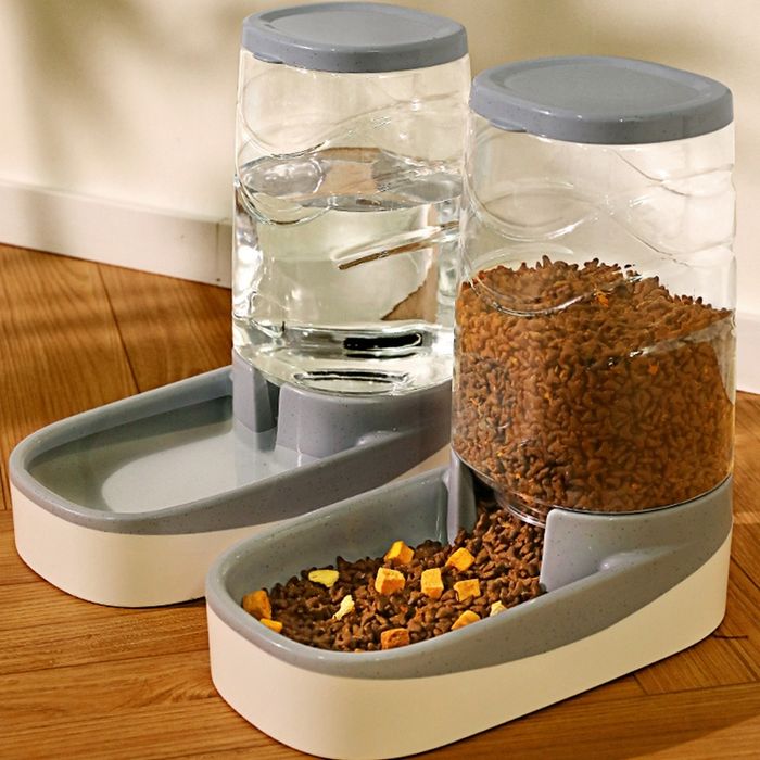 Кормушка + поилка автоматическая для котов ,собак и не только