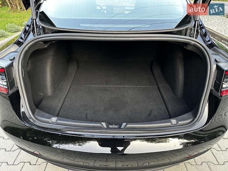 Tesla Model 3 2020 Standart Range Plus