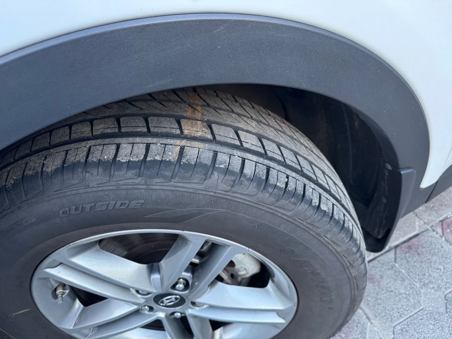 Продаж автомобіль Hyundai Santa Fe
