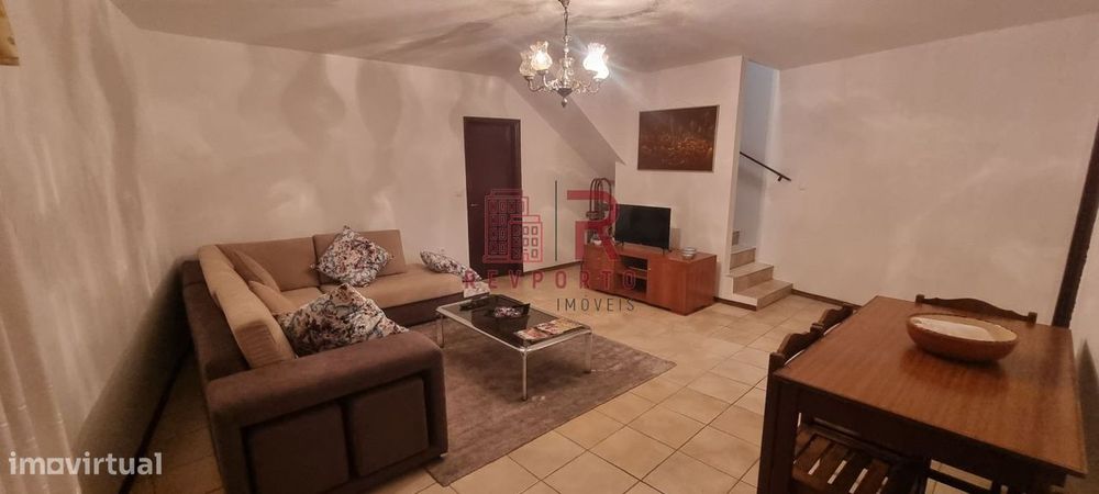 Moradia T2+2 (Mobilada)