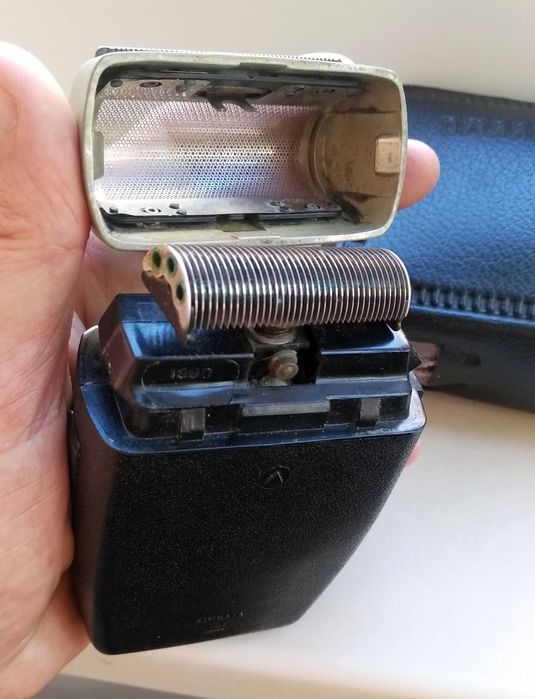 Електробритва СРСР Мікма101 (1990 року)