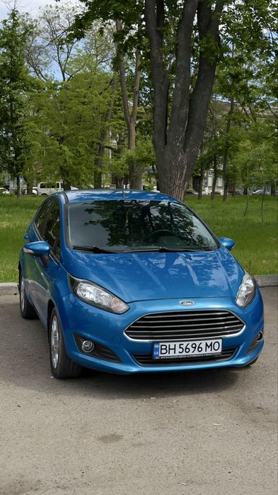 Ford Fiesta 1.6 бензин | 2013 | яскравий синій колір