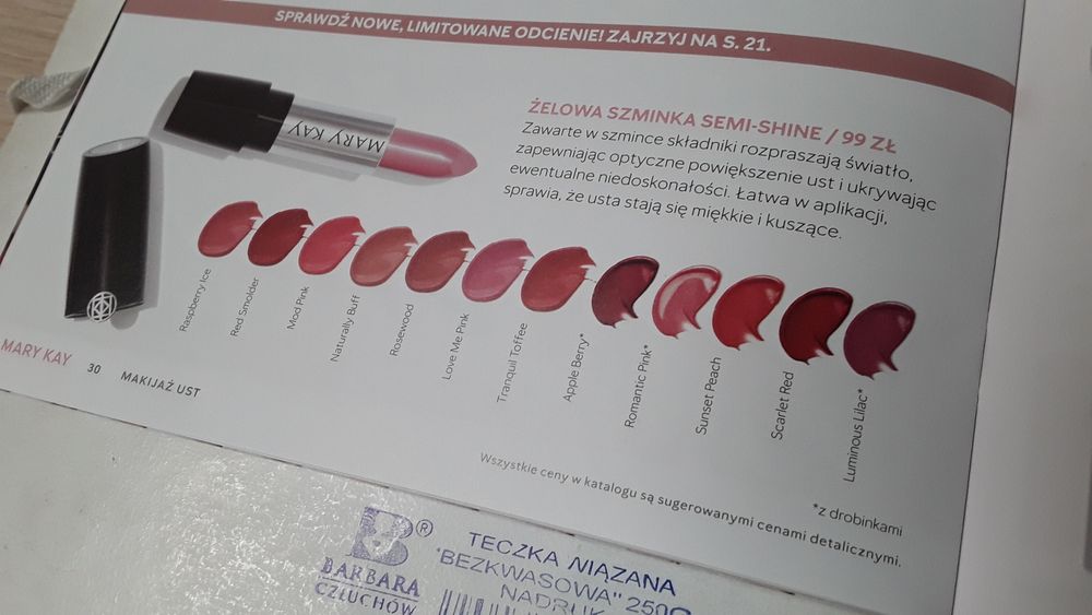 Szminki rozne odcienienie