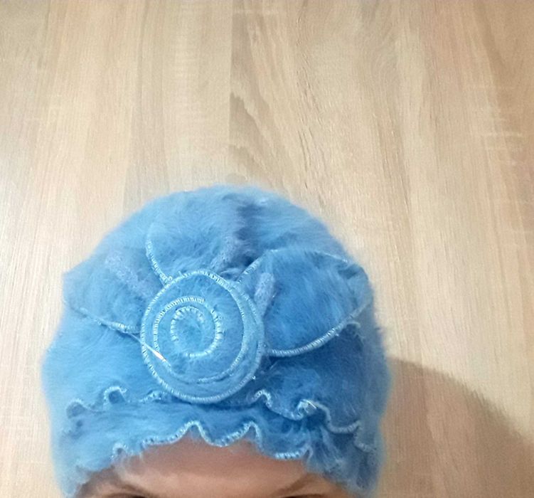 Зимние шапки нежные как пух. Новые. Шерсть 80%