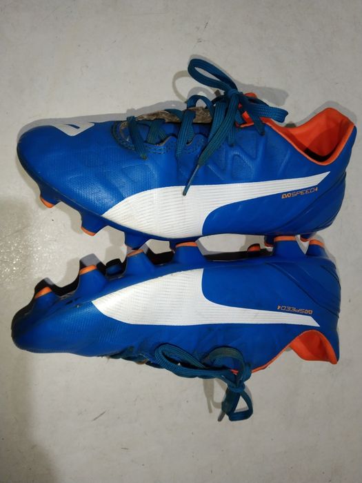 Korki piłkarskie dla dziecka PUMA rozmiar 37