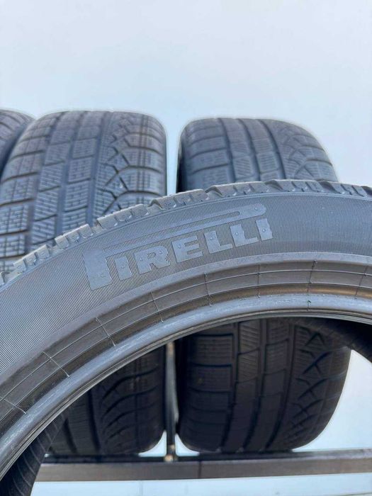 245/45/19 R19 Pirelli Pzero Winter 102H 4шт Зима 7.8-6+мм