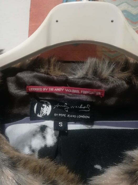 Casaco de Peles, marca pepe jeans by Andy warhol