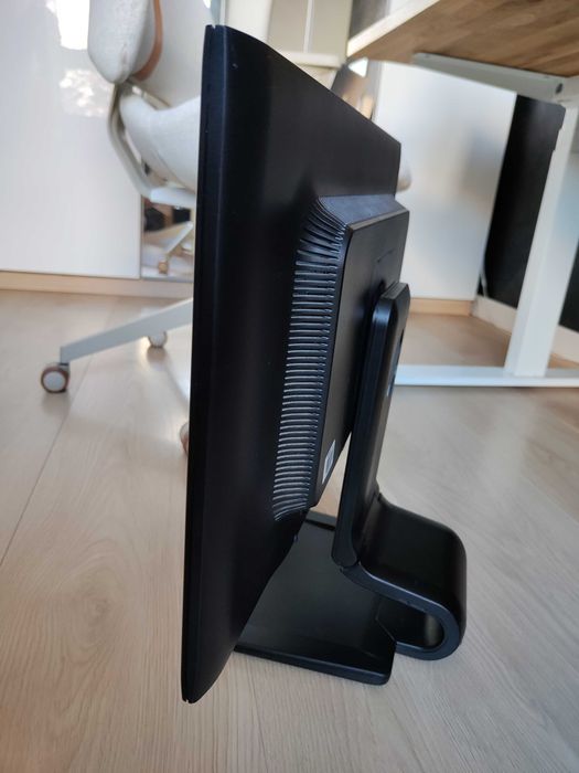 Monitor 23" HP Compaq LA2306x | Full HD | Pivot | Sprawny + Kabel
