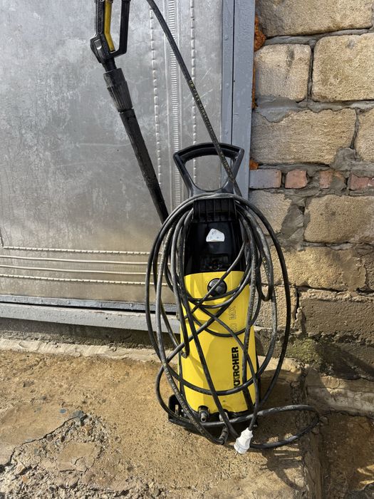 Продаю карчер 720