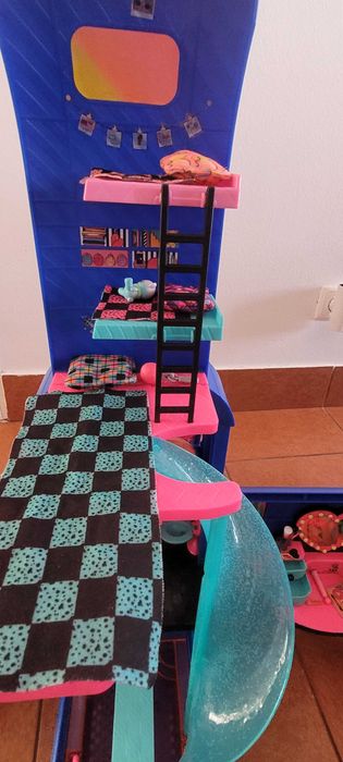Caravana L.O.L. Surprise! O.M.G. 4-in-1 Glamper Fashion
