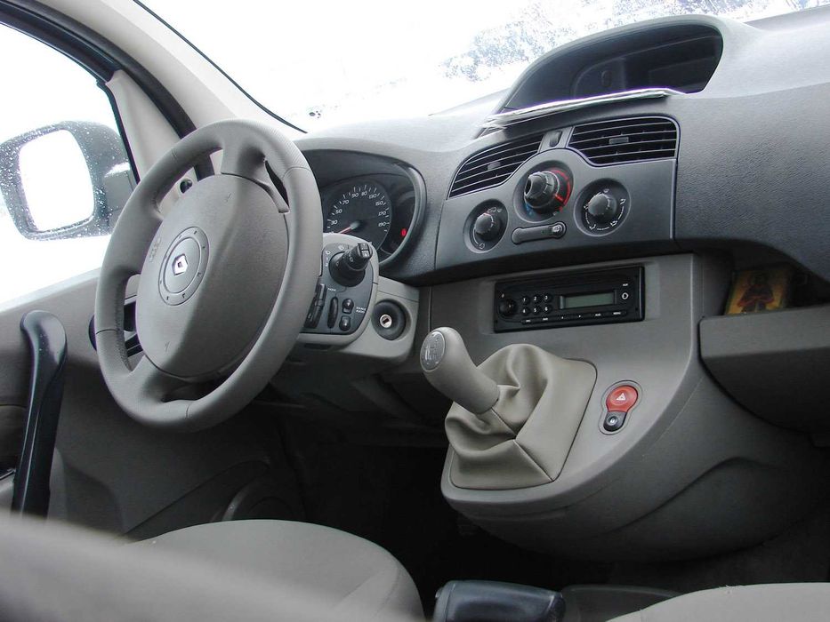 Заводской пассажир Renault Kangoo 2009 год (1,6 бензин)