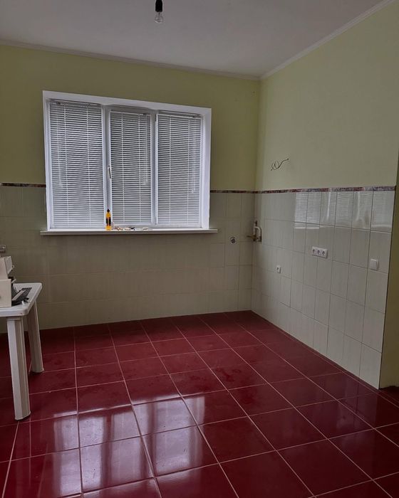 Продаж будинку за містом