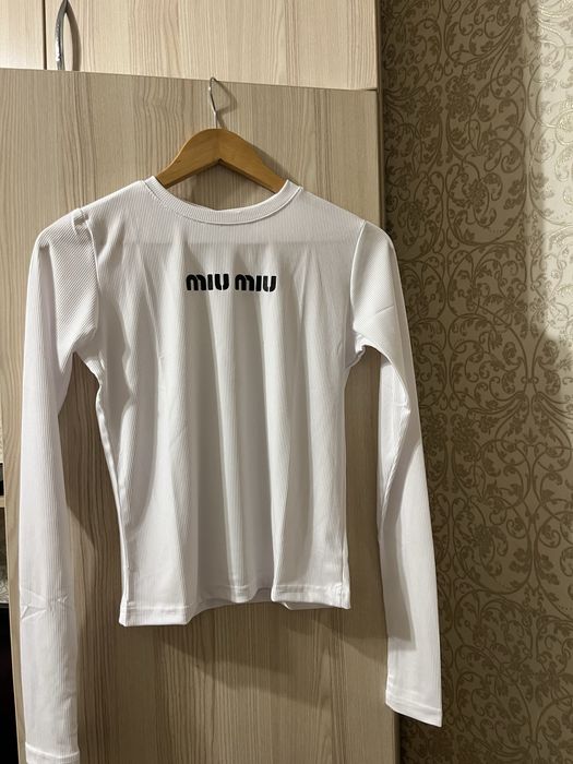 Продам лонгслів
