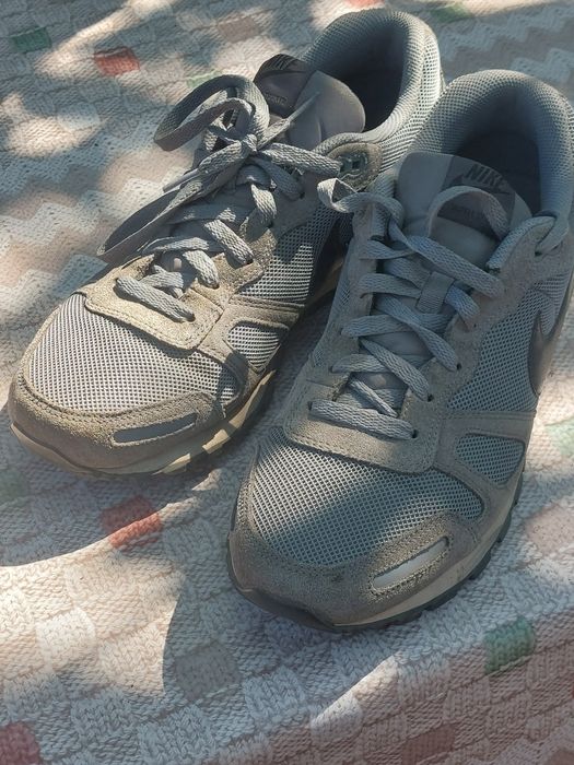 Кросівки NIKE р45 (11)