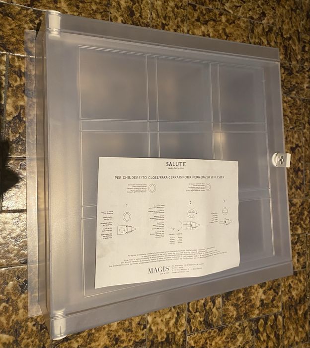 Movel WC Medicine Box Magis Salute Designer Harry Allen