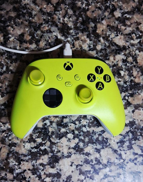 Comando Xbox Series Electric Volt