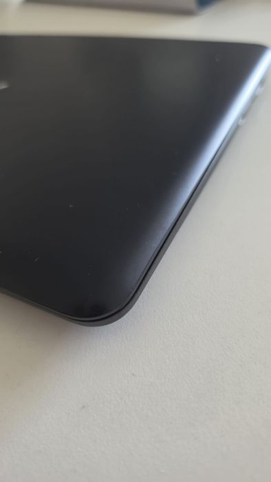 ASUS VivoBook E402WA