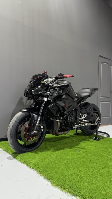 YAMAHA MT-10 2017