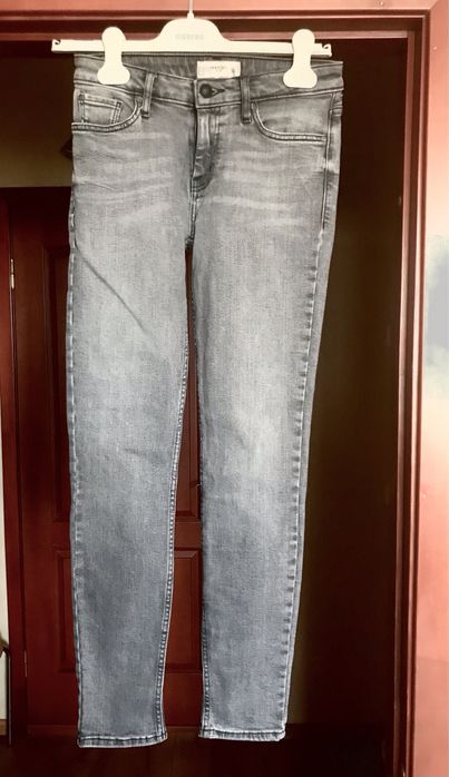 Продам жiночi джинси Mango