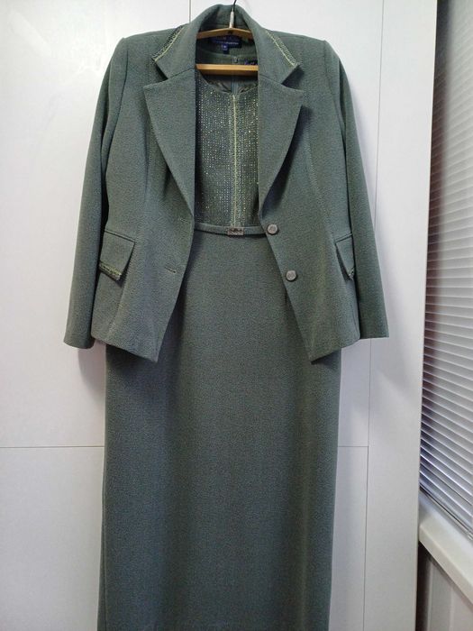 Костюм жіночий жакет з сукньою